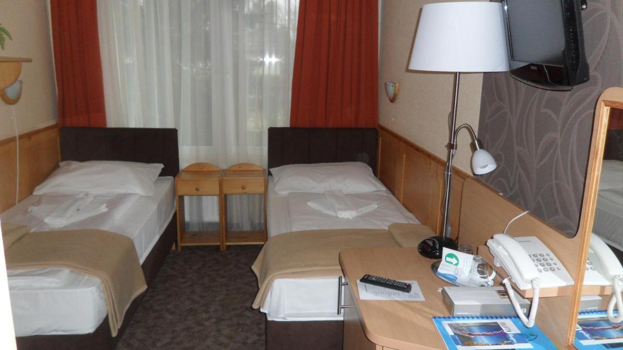 Nereus Park Hotel Balatonalmádi Exterior foto